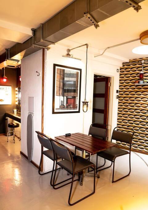 The Jazz Quarters, Southsea'S Hidden Gem Apartment Портсмът Екстериор снимка