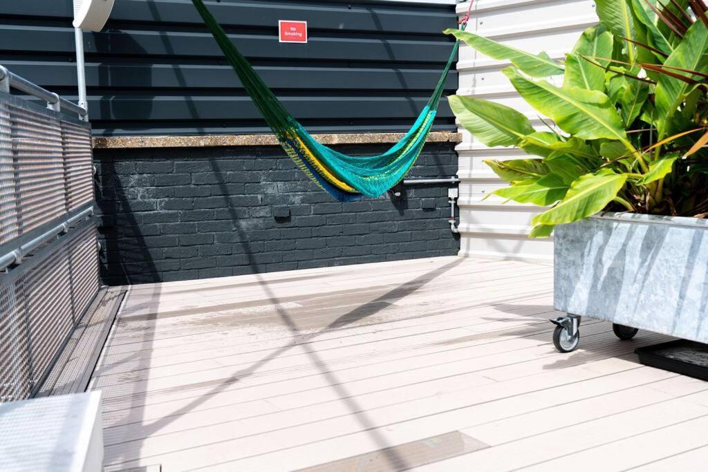 The Jazz Quarters, Southsea'S Hidden Gem Apartment Портсмът Екстериор снимка
